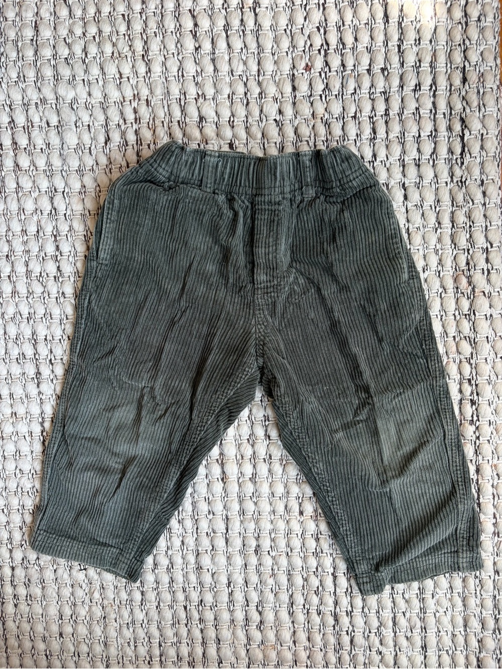 ARKET Kids Wide-Wale Corduroy Trousers – Khaki Green – 1½–2 Years / 92cm